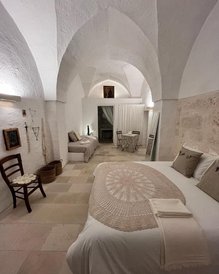 I Tre Coni By Acqua Di Puglia Bed and Breakfast Locorotondo Eksteriør billede