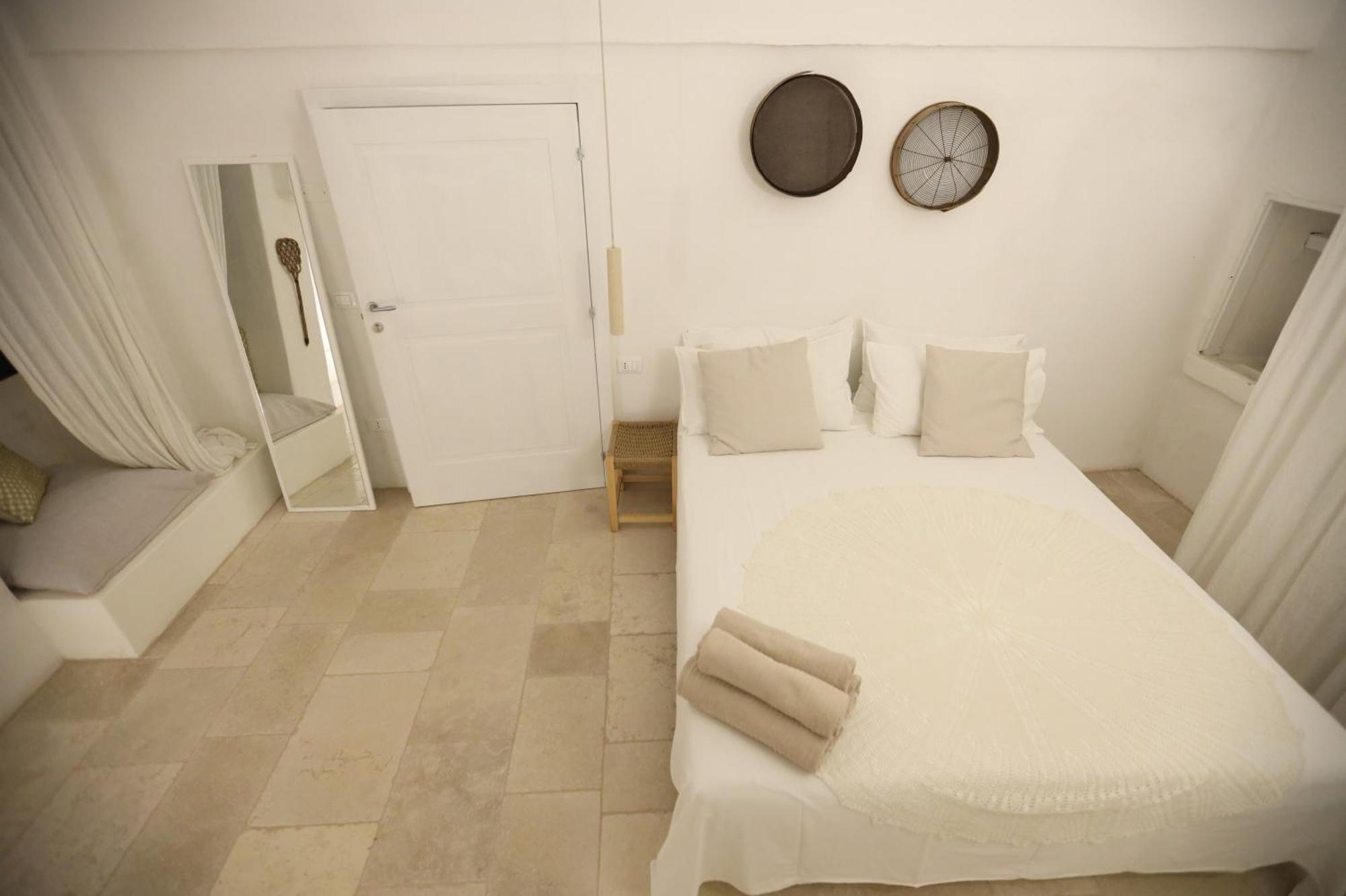 I Tre Coni By Acqua Di Puglia Bed and Breakfast Locorotondo Eksteriør billede