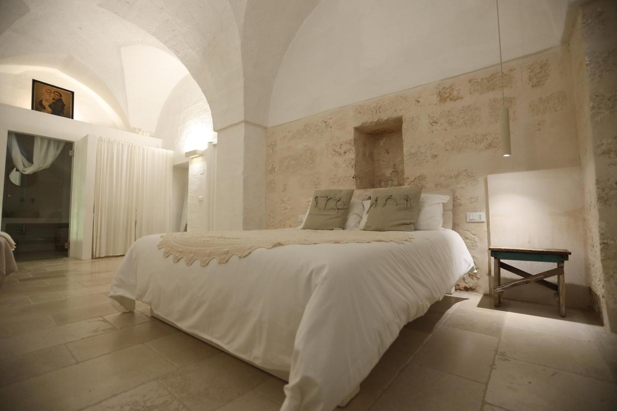 I Tre Coni By Acqua Di Puglia Bed and Breakfast Locorotondo Eksteriør billede